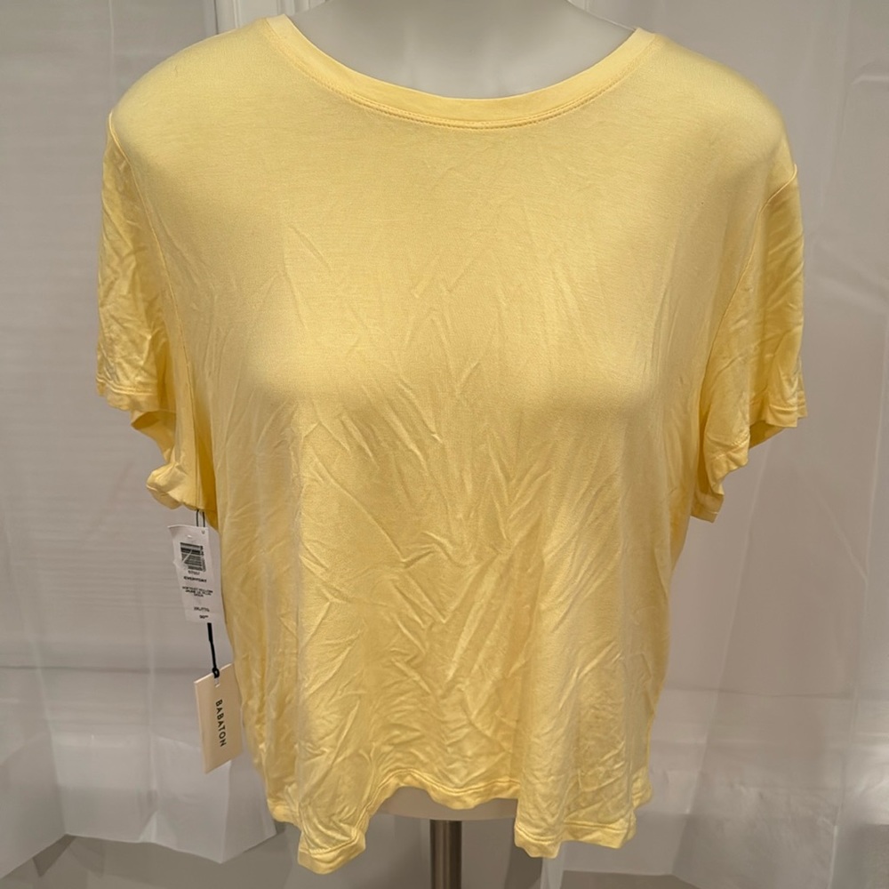NEW Babaton Aritzia Everyday T shirt softest yellow Juane‎ Le Plus Doux